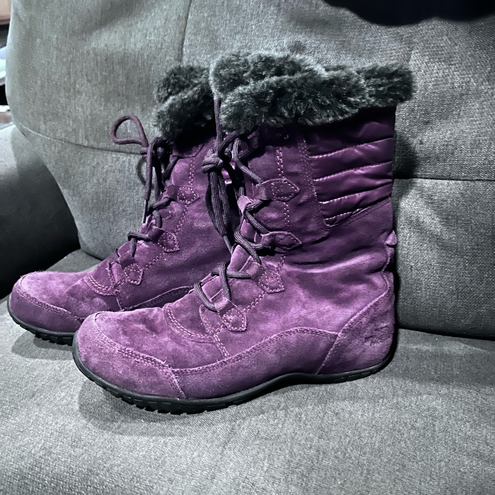 The north face faux fur suede snow boots maroon